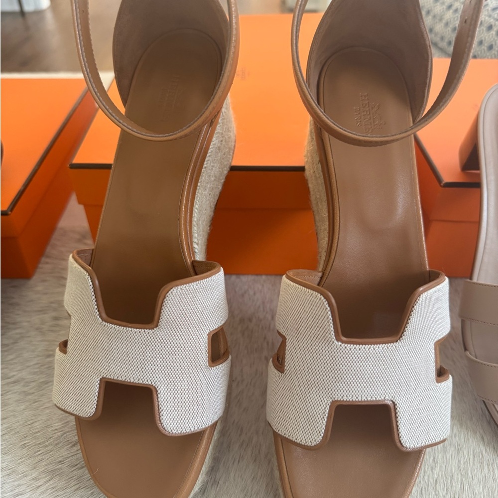 Hermes Elda Women's Tan and Cream Espadrille Sandals BNIB size 42